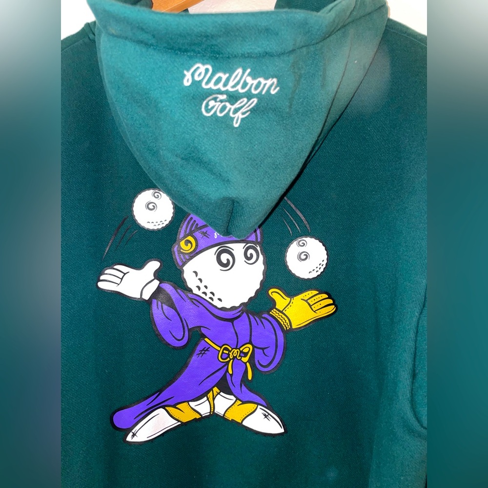 Men’s green hoodie